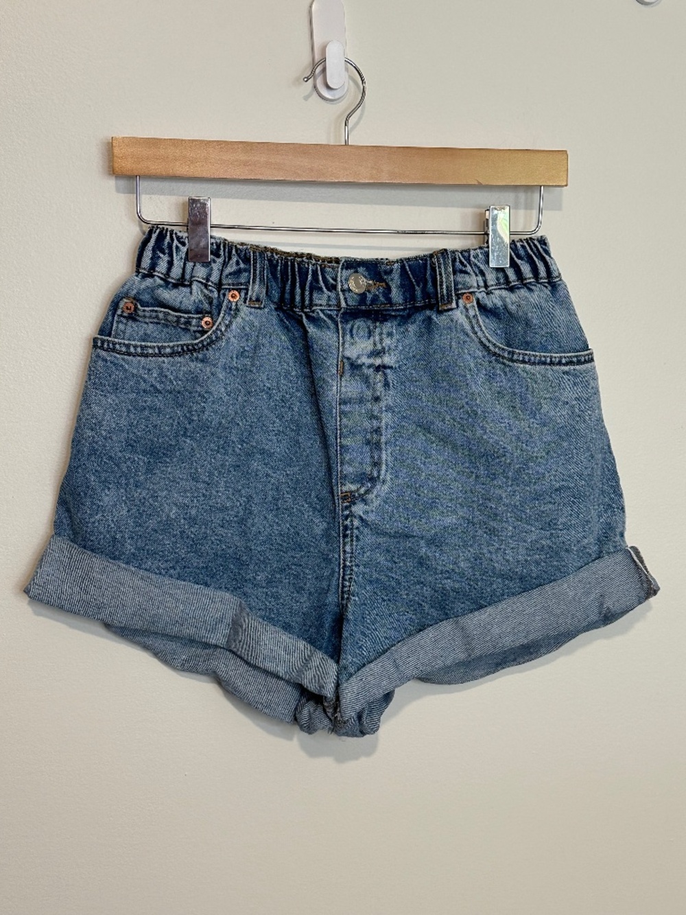 Asos High Rise Mom Shorts Size 8